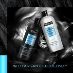 TRESemmé Silky & Smooth Anti-Frizz Conditioner for Frizzy Hair Formulated With Pro Style Technology 28 oz - Image 5